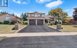 1424 COTTSMERE COURT
