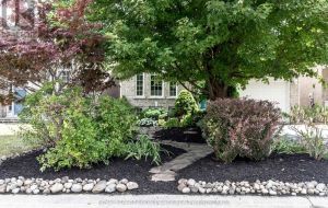 440 WESTON CRESCENT
