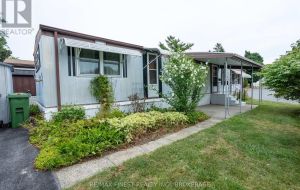 3 WENTWORTH DRIVE
