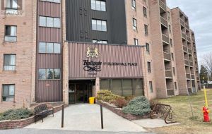 204 - 17 ELDON HALL PLACE