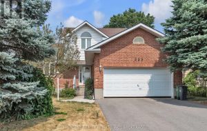 809 MUIRFIELD CRESCENT