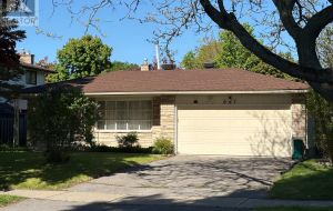 687 HARROW PLACE