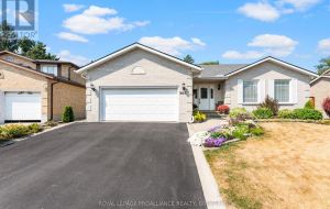 965 AMBLESIDE CRESCENT