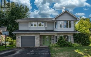 150 SHORELINE CRESCENT