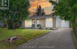 1284 WAVERLEY CRESCENT