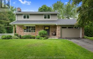 115 FAIRWAY HILL CRESCENT