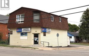 400 KING STREET W