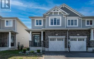 1551 DAVENPORT CRESCENT