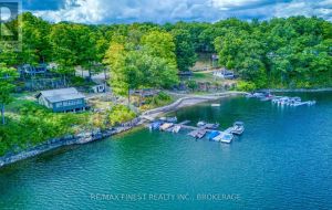 60C STINSON LANE