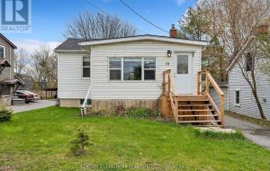 77 PORTSMOUTH AVENUE