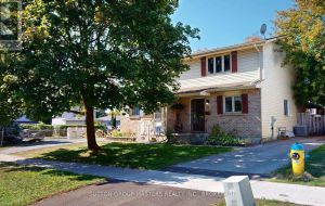 4 TRILLIUM COURT