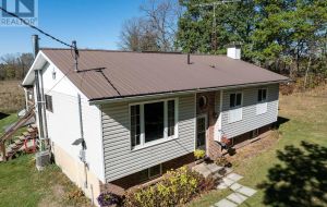 895 NINTH CONCESSION ROAD