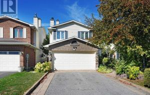 30 CHICKASAW CRESCENT