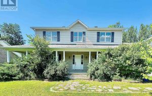 1569 SHAUNA CRESCENT