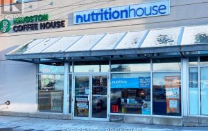 3 - 1046 PRINCESS STREET