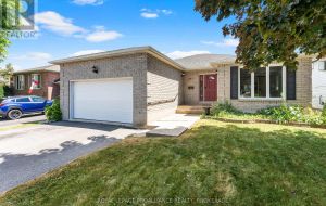 343 SUNRISE CRESCENT