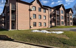 303 - 7 CENTRE STREET