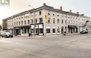 UNIT 3 - 159 WELLINGTON STREET