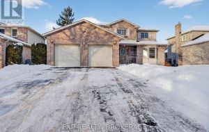 59 CHARTWELL CRESCENT