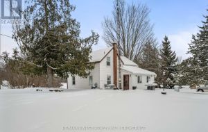 5593 PERTH ROAD CRESCENT