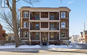 6 - 244 BARRIE STREET