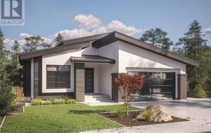 733 SQUIRREL HILL DRIVE