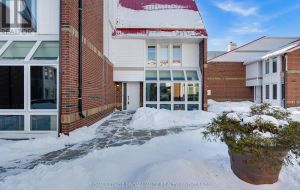 48 - 1 PLACE D'ARMES