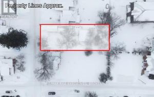 LT 32 ADELAIDE STREET