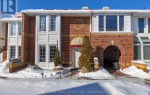 16 - 1 PLACE D'ARMES