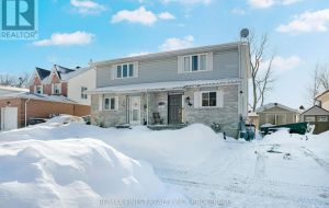 852 LARCHWOOD CRESCENT