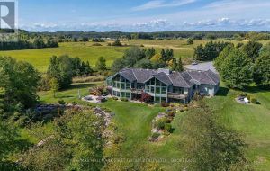 1201 SPINNAKER PLACE