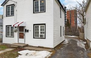 632 MACDONNELL STREET