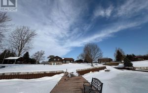 199 & 213 LEONE'S COVE LANE