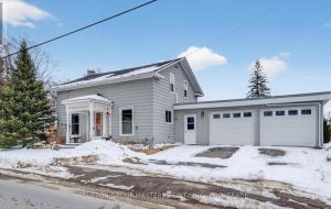 2842 COUNTY RD 1 ROAD E