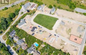 415 WELLINGTON STREET