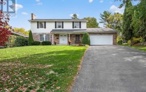 259 FAIRWAY HILL CRESCENT