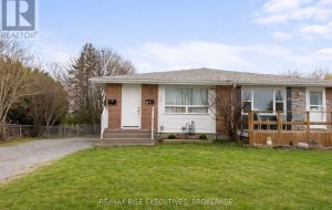 744 SELKIRK ROAD