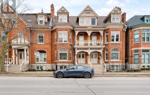 1 - 250 KING STREET E