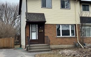 114 WYCLIFFE CRESCENT