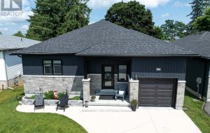 125 MAPLECROFT COURT