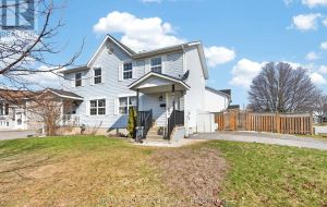 907 WARBURTON CRESCENT