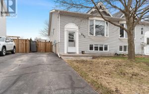 890 WARBURTON CRESCENT