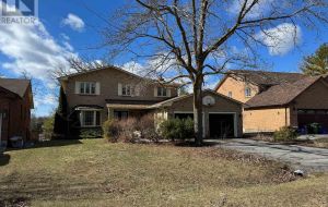 597 FOREST HILL DRIVE W