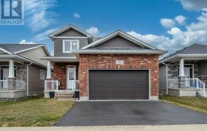 127 BRENNAN CRESCENT