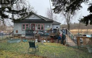 1440 A,B MOUNTAIN GROVE ROAD