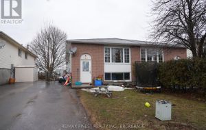 279 KINGSDALE AVENUE
