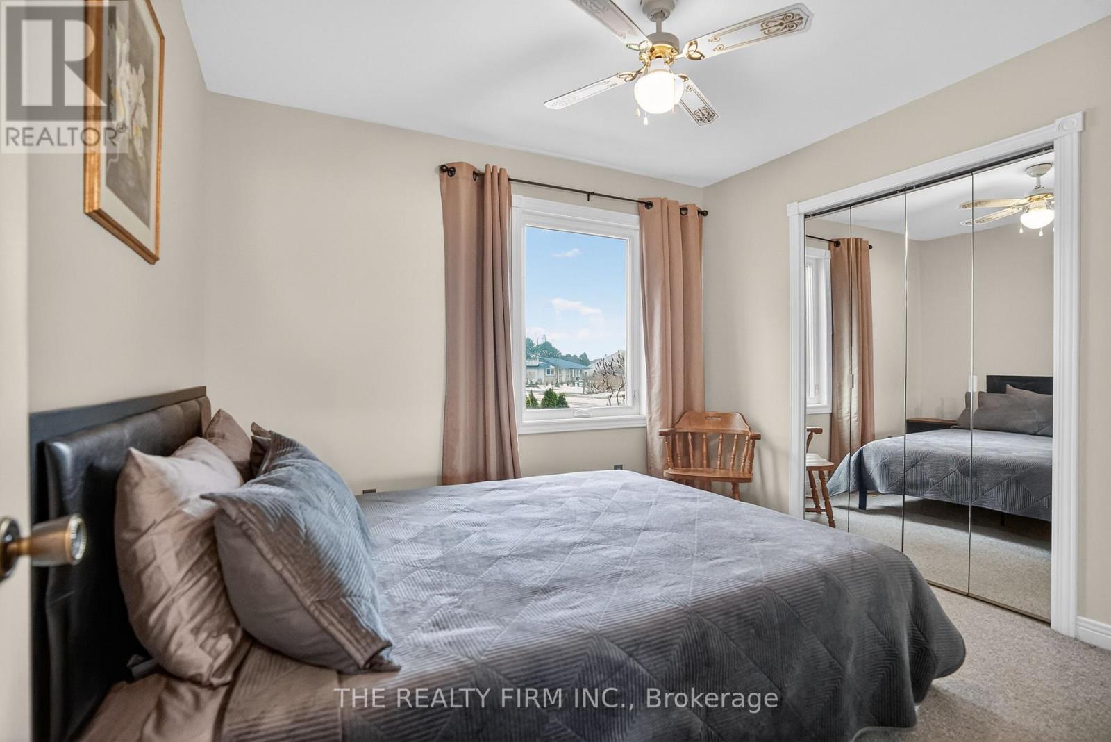For Sale: Wake up to sparkling water views! , ON | 4 Bed, 3 Bath House for $295,000. See 26 photos!