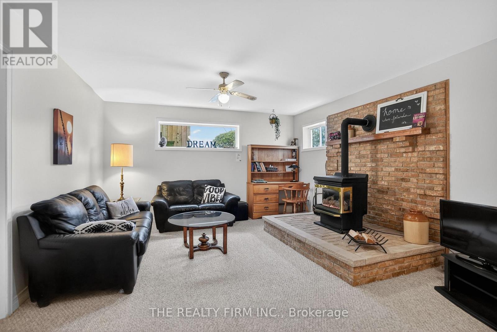For Sale: Wake up to sparkling water views! , ON | 4 Bed, 3 Bath House for $295,000. See 26 photos!