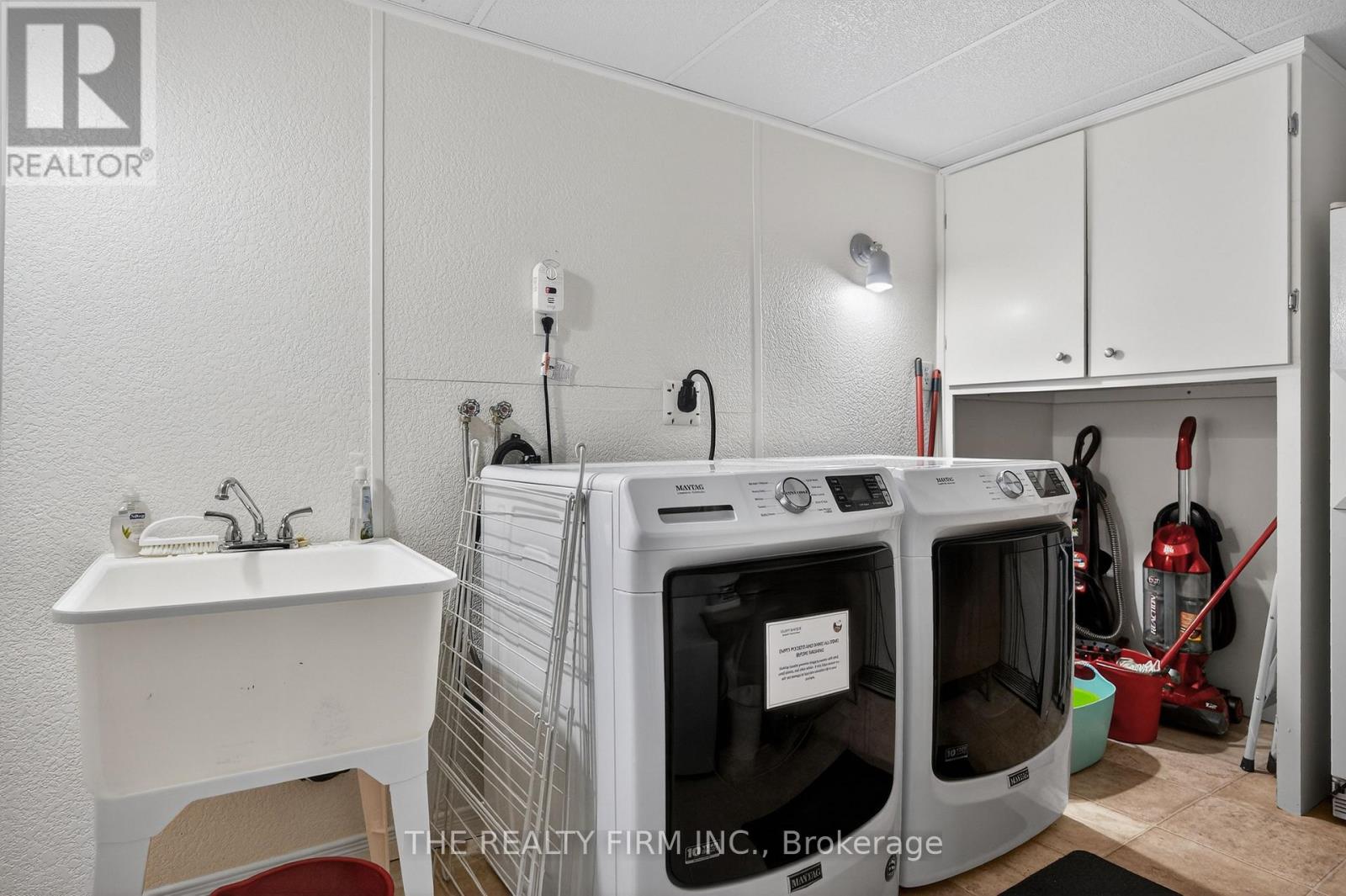For Sale: Wake up to sparkling water views! , ON | 4 Bed, 3 Bath House for $295,000. See 26 photos!