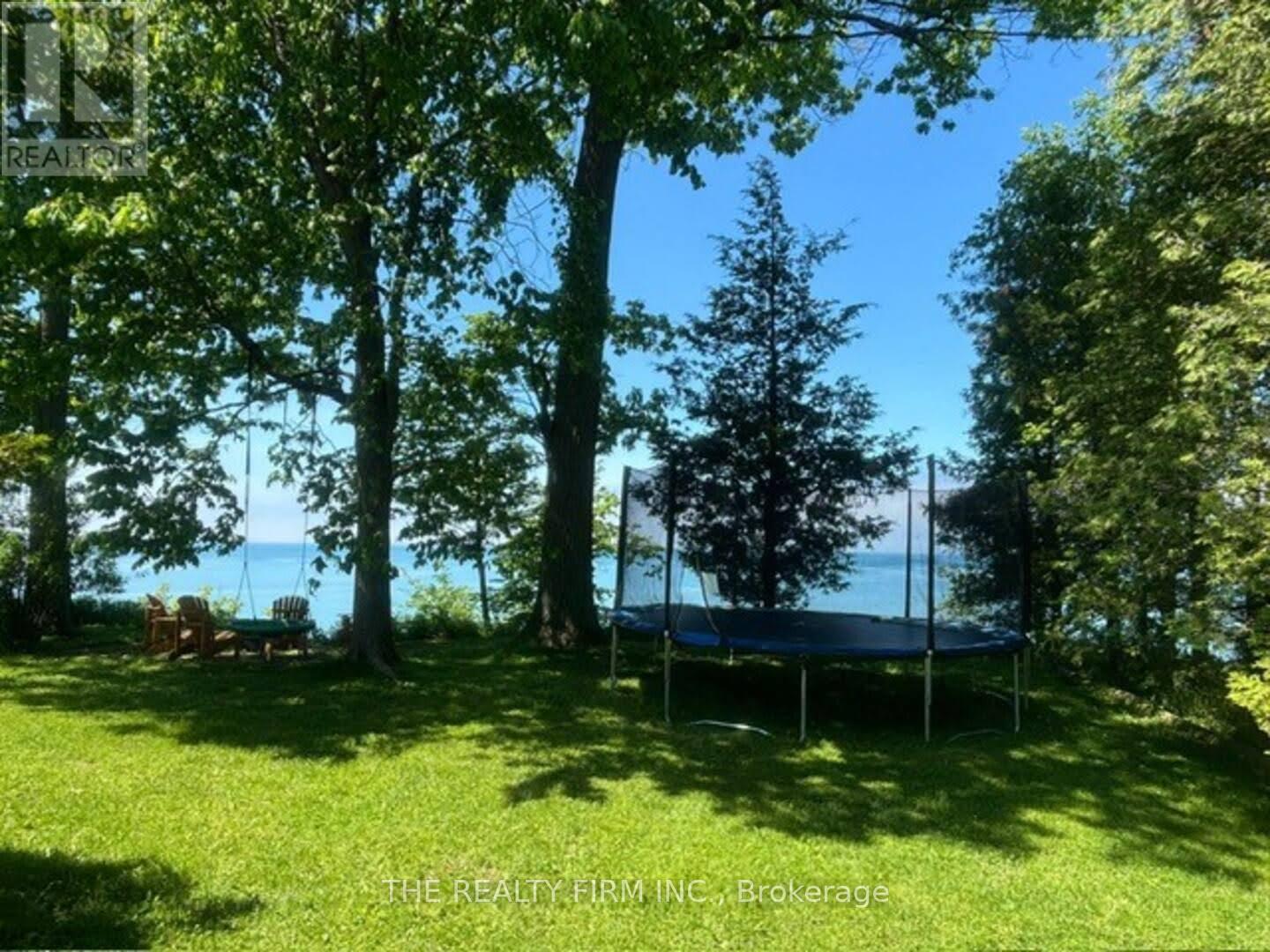 For Sale: Wake up to sparkling water views! , ON | 4 Bed, 3 Bath House for $295,000. See 26 photos!